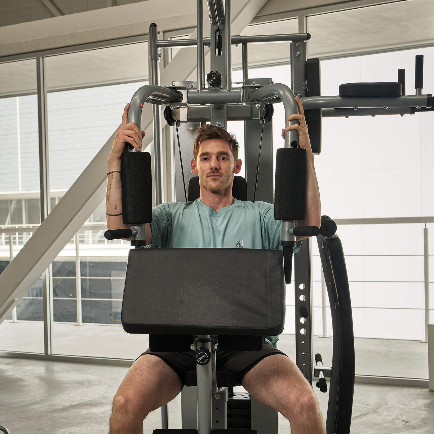 Home Gym Estación Multifuncional HM-320 Pro